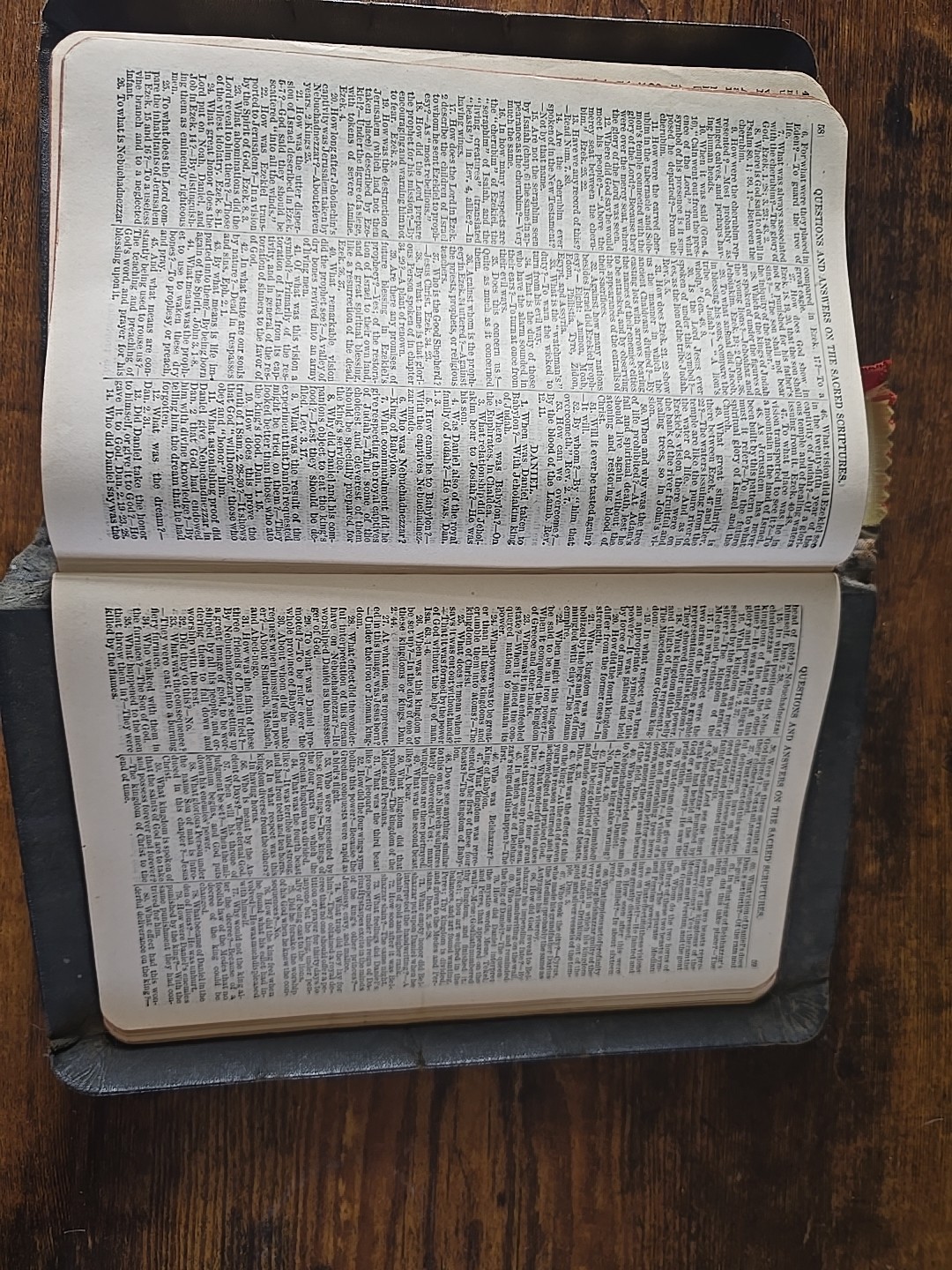 Holy Bible Self Pronouncing With the Words of Christ Printed in Red vintage