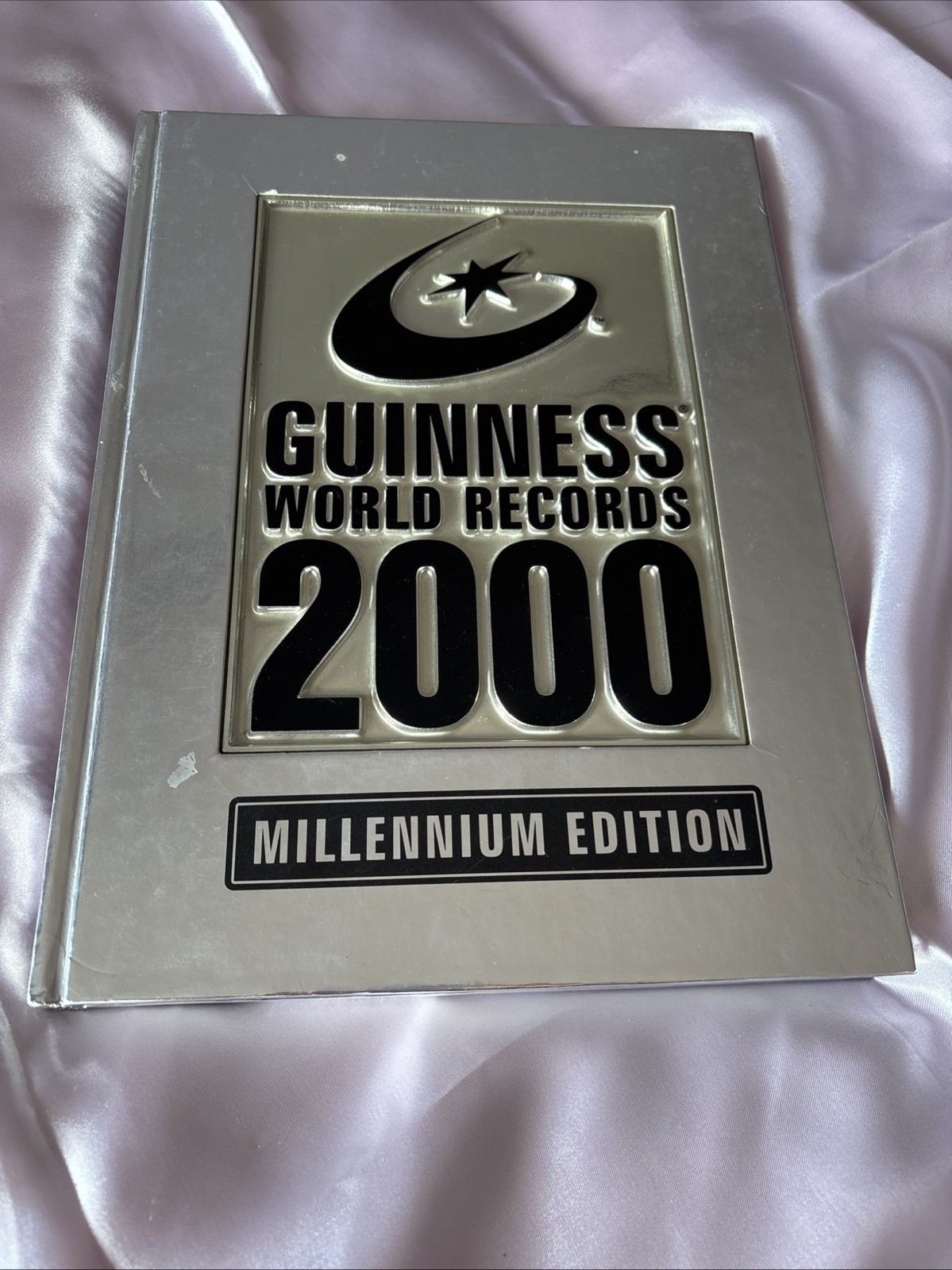 Guinness World Records 2000 Millennium Edition Hardcover Illustrated