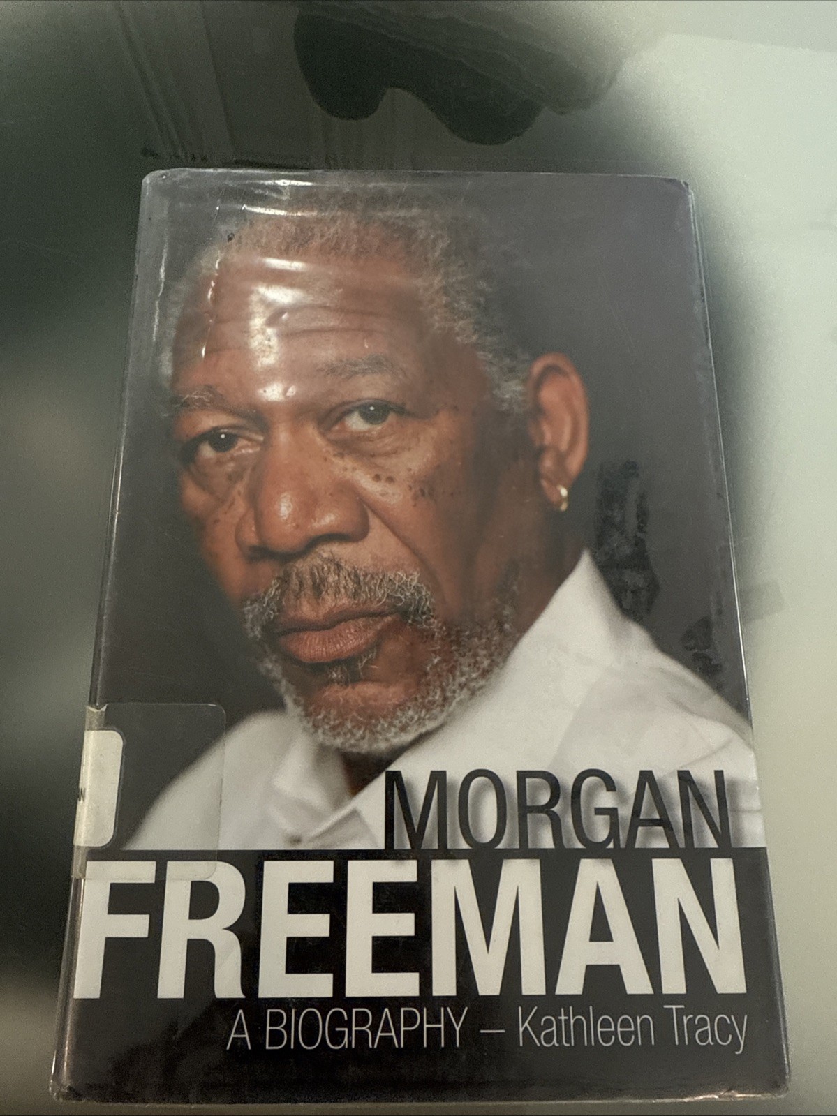 Morgan Freeman : A Biography Hardcover Kathleen Tracy- Ex-Library