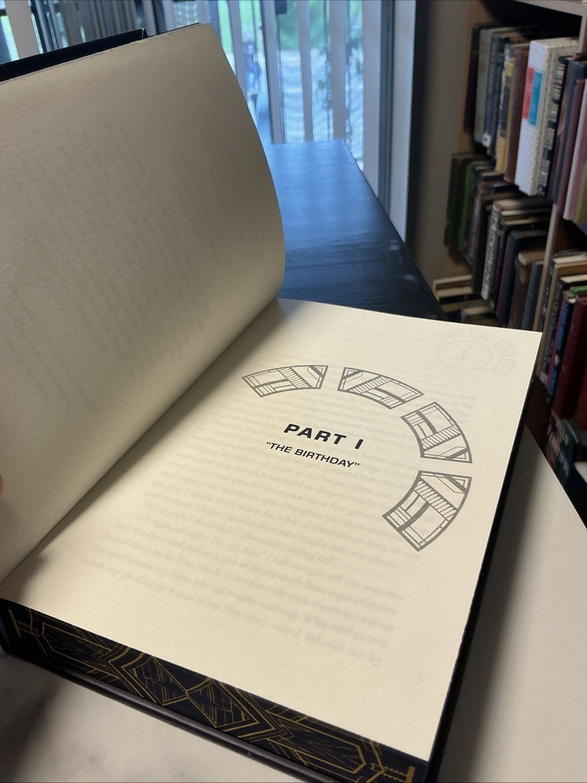 DELUXE SPRAYED EDGES ED. Suzanne Collins SUNRISE ON THE REAPING