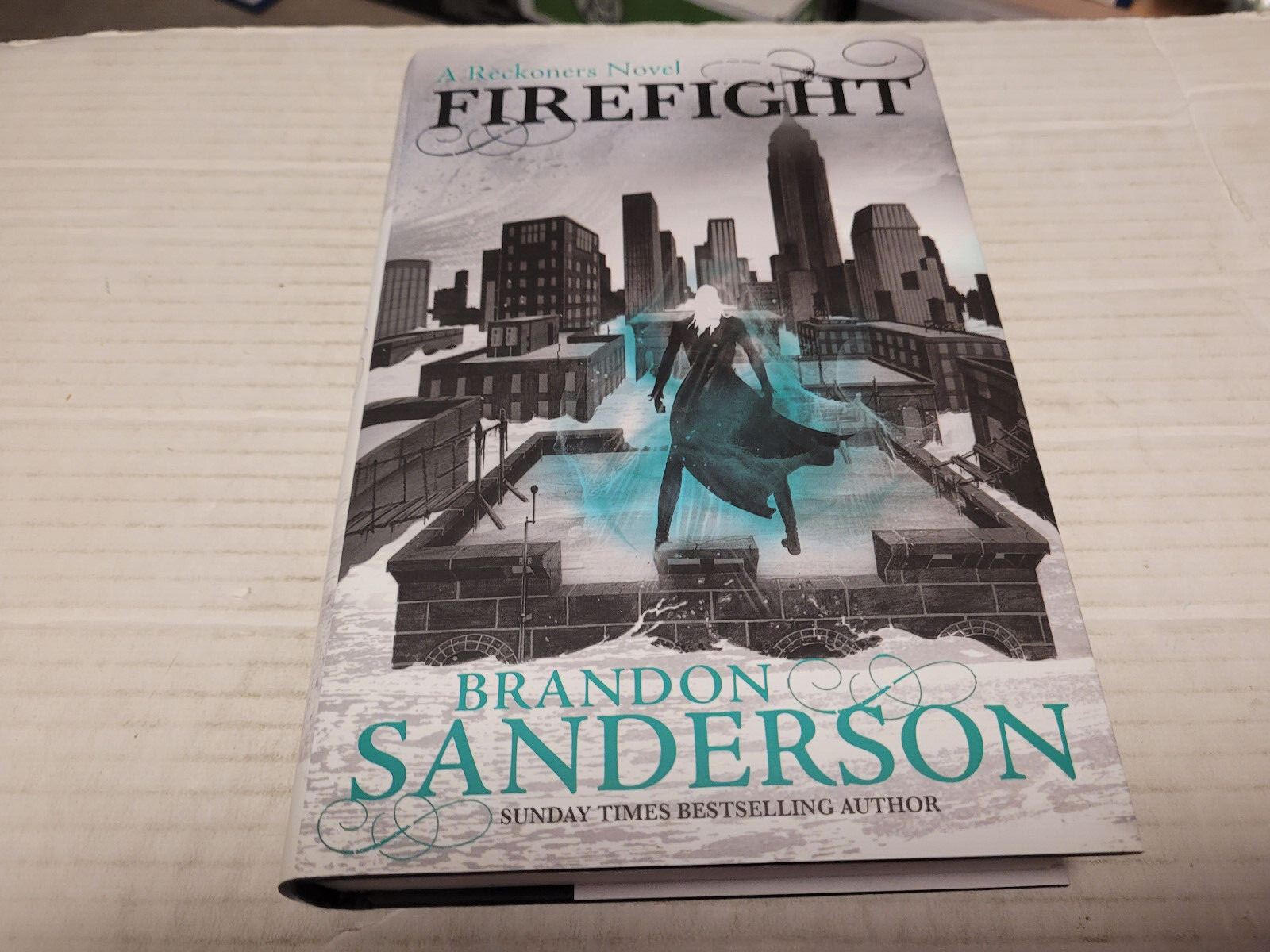 Firefight by Brandon Sanderson (2015, Hardcover) FIRST PRINT UNITED KINGDOM