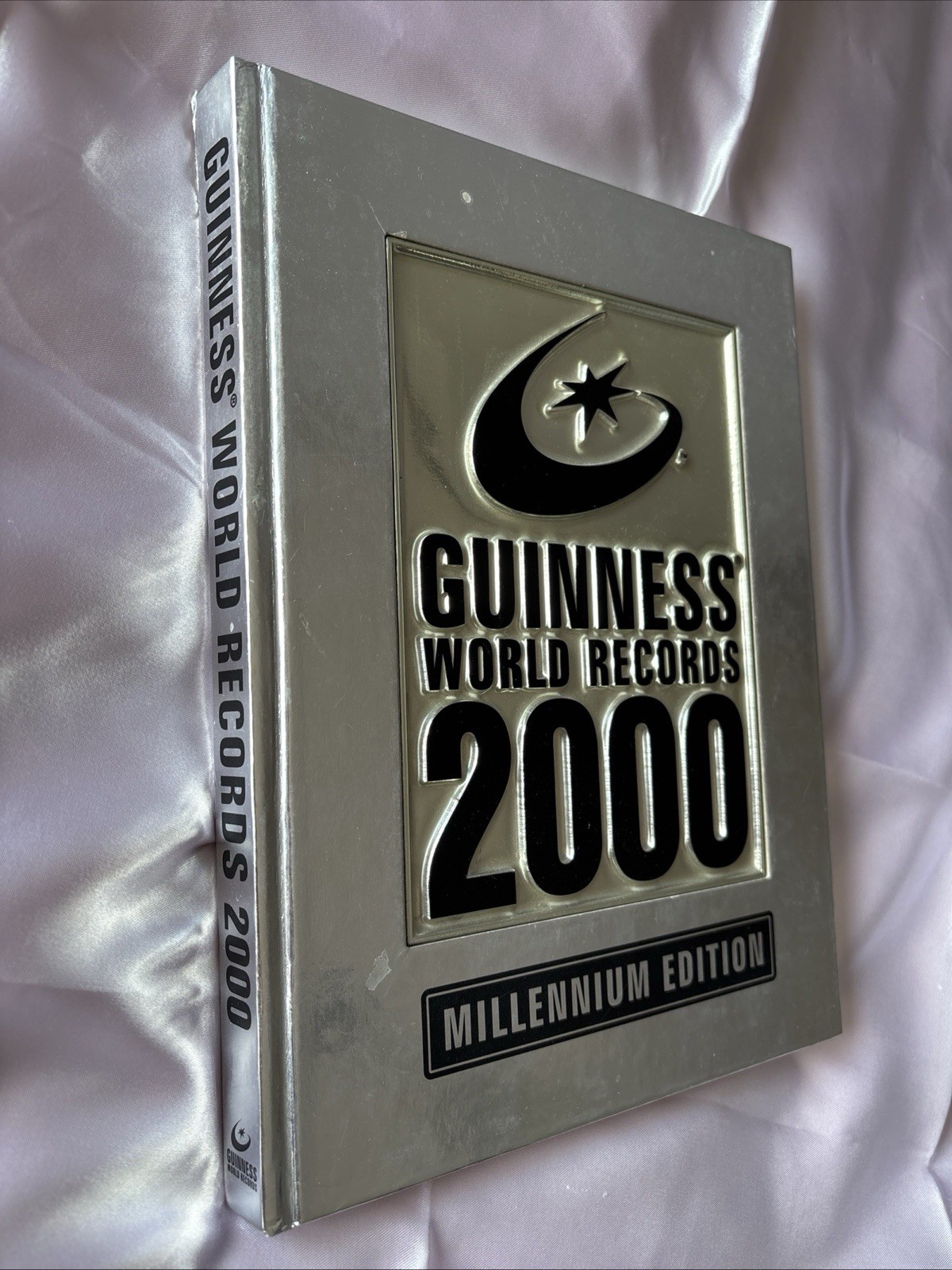 Guinness World Records 2000 Millennium Edition Hardcover Illustrated