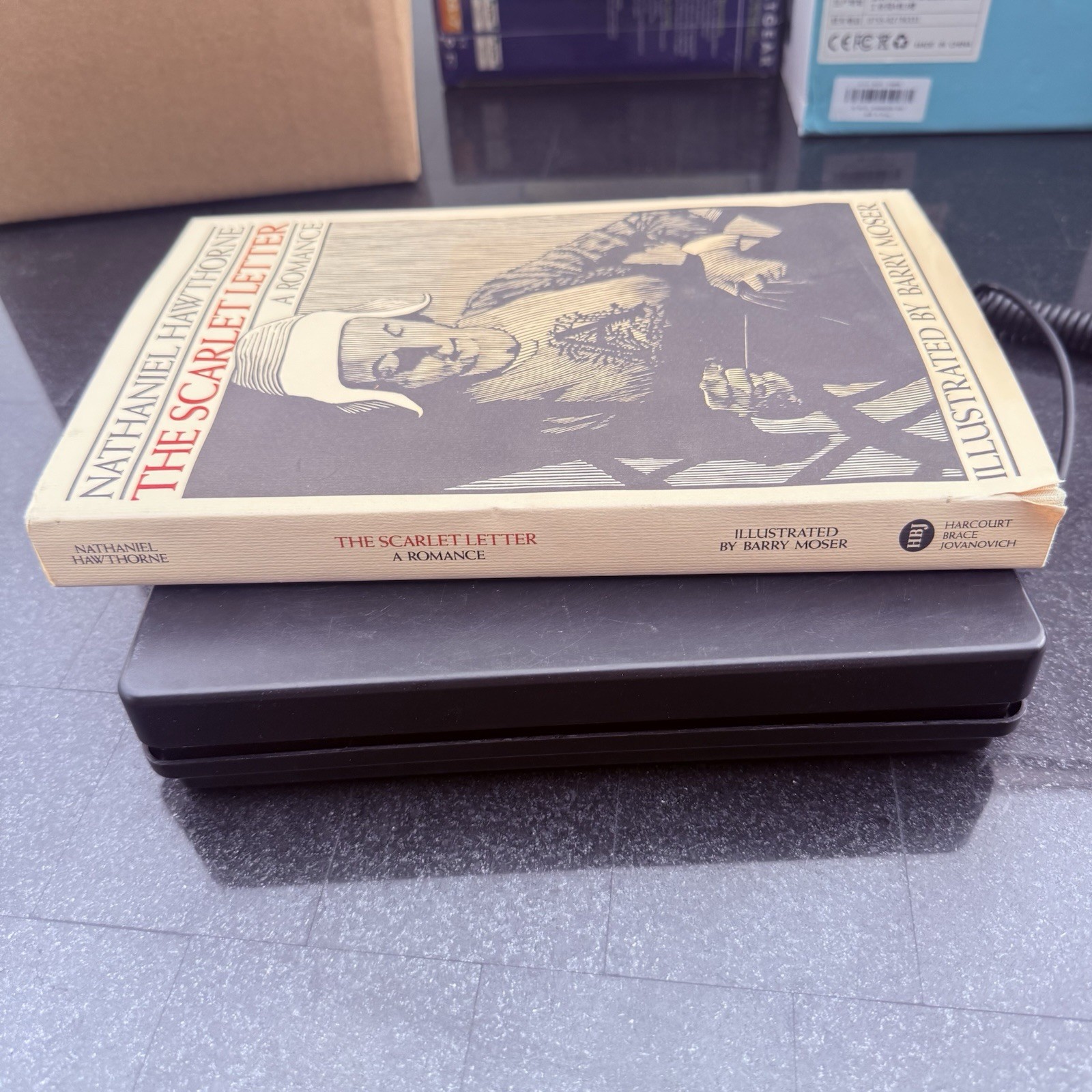 The Scarlet Letter Nathaniel Hawthorne (1986, HC) Illustrated by Barry Moser 1st