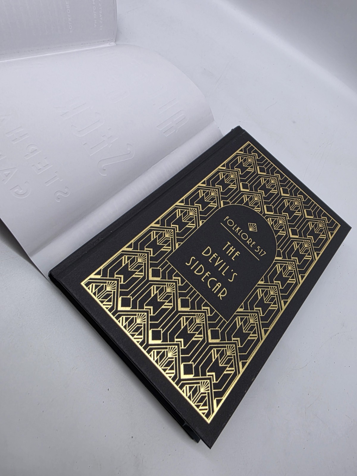 NEW 2025 • 1st ed HBDJ BOOK • ALCHEMY OF SECRETS stephanie garber